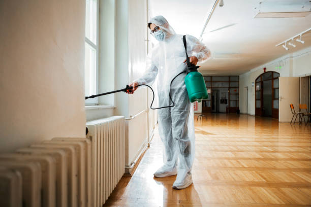 Best Mosquito Control Services  in Temperance, MI
